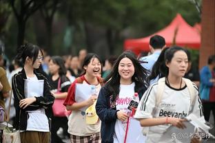 曼联球迷喷霍伊伦未把握住机会：难以原谅，14场英超联赛还没破荒